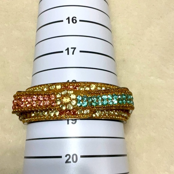 5/$25 - Crystal Encrusted Geometric Bangle - Picture 4 of 5